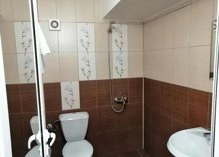 ゲストハウス Lila 3*