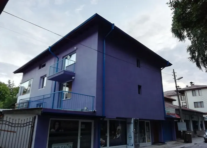 ゲストハウス Lila バンスコ