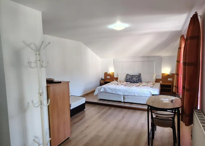 Lila 3* バンスコ